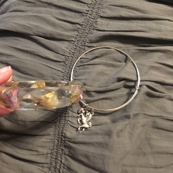 Fandom bracelets - Picture 2 of 2